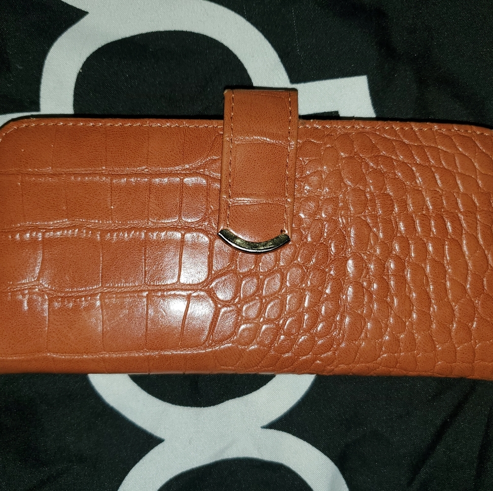 Simple Faux Reptile Wallet
